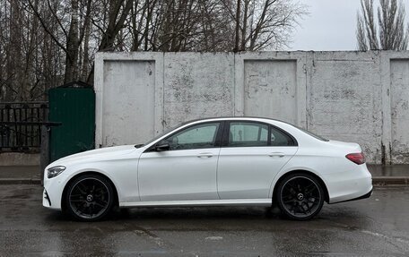 Mercedes-Benz E-Класс, 2020 год, 4 500 000 рублей, 3 фотография