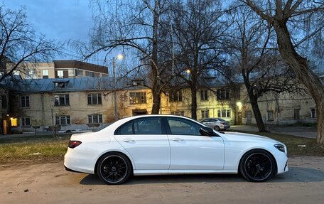 Mercedes-Benz E-Класс, 2020 год, 4 500 000 рублей, 13 фотография