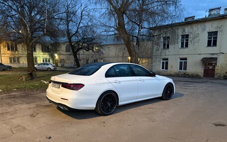 Mercedes-Benz E-Класс, 2020 год, 4 500 000 рублей, 12 фотография