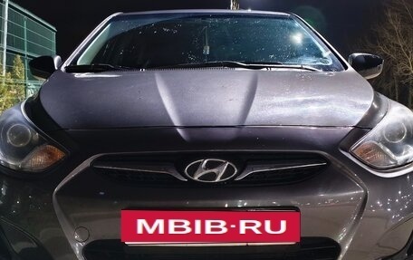 Hyundai Solaris II рестайлинг, 2012 год, 760 000 рублей, 3 фотография