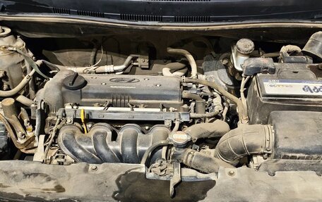 Hyundai Solaris II рестайлинг, 2012 год, 760 000 рублей, 16 фотография