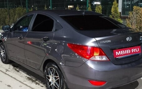 Hyundai Solaris II рестайлинг, 2012 год, 760 000 рублей, 5 фотография