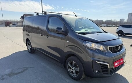 Peugeot Traveller I, 2021 год, 4 100 000 рублей, 3 фотография
