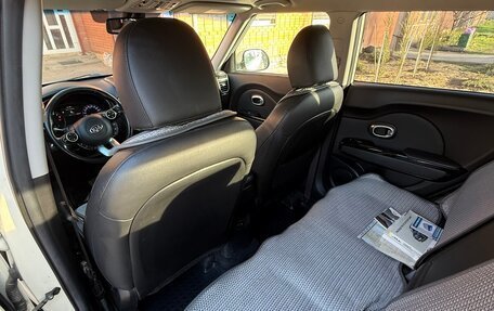 KIA Soul II рестайлинг, 2018 год, 1 600 000 рублей, 4 фотография