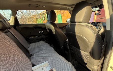 KIA Soul II рестайлинг, 2018 год, 1 600 000 рублей, 9 фотография