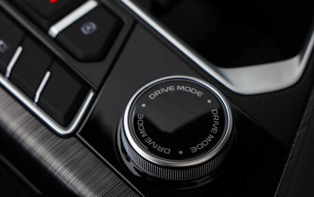 Geely Tugella FY11, 2022 год, 2 749 000 рублей, 21 фотография