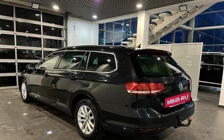 Volkswagen Passat B8 рестайлинг, 2019 год, 2 160 000 рублей, 5 фотография