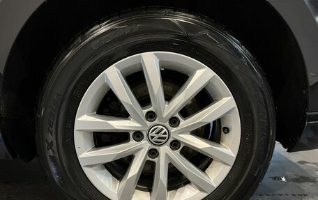 Volkswagen Passat B8 рестайлинг, 2019 год, 2 160 000 рублей, 16 фотография