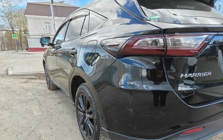 Toyota Harrier, 2018 год, 2 400 000 рублей, 4 фотография