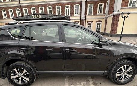 Toyota RAV4, 2016 год, 1 750 000 рублей, 2 фотография