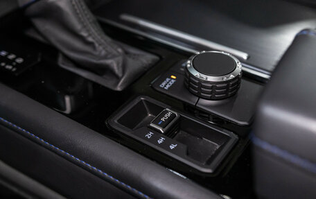 Toyota Tundra, 2022 год, 9 200 000 рублей, 28 фотография