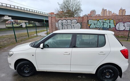 Skoda Fabia II, 2011 год, 800 000 рублей, 7 фотография