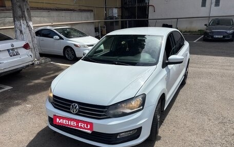 Volkswagen Polo VI (EU Market), 2015 год, 911 000 рублей, 2 фотография