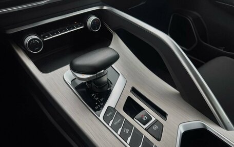 Geely Coolray I, 2022 год, 1 190 000 рублей, 7 фотография