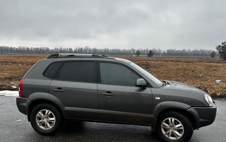 Hyundai Tucson III, 2008 год, 750 000 рублей, 3 фотография