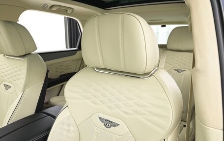 Bentley Bentayga I, 2025 год, 25 500 000 рублей, 9 фотография