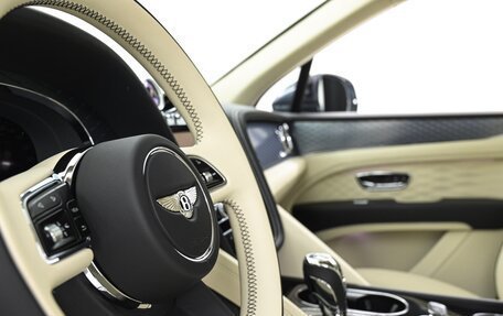 Bentley Bentayga I, 2025 год, 25 500 000 рублей, 10 фотография