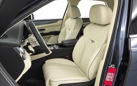 Bentley Bentayga I, 2025 год, 25 500 000 рублей, 27 фотография