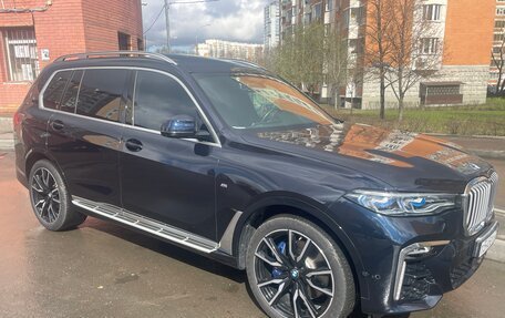 BMW X7, 2021 год, 10 990 000 рублей, 3 фотография