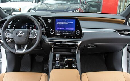 Lexus RX IV рестайлинг, 2025 год, 8 290 000 рублей, 10 фотография