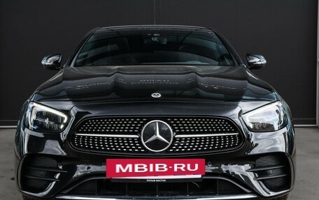 Mercedes-Benz E-Класс, 2021 год, 6 000 000 рублей, 2 фотография