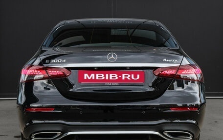 Mercedes-Benz E-Класс, 2021 год, 6 000 000 рублей, 5 фотография