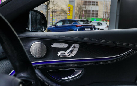 Mercedes-Benz E-Класс, 2021 год, 6 000 000 рублей, 15 фотография