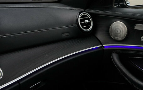 Mercedes-Benz E-Класс, 2021 год, 6 000 000 рублей, 21 фотография