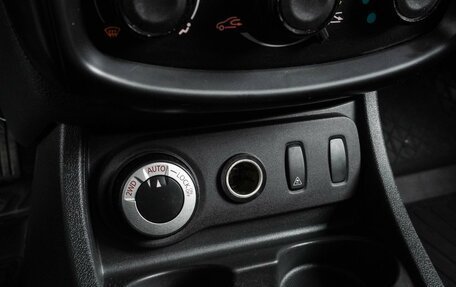 Nissan Terrano III, 2014 год, 1 129 000 рублей, 17 фотография