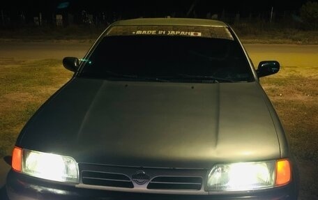 Nissan Primera II рестайлинг, 1991 год, 139 000 рублей, 2 фотография