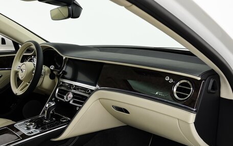 Bentley Flying Spur, 2025 год, 29 500 000 рублей, 17 фотография