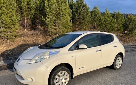Nissan Leaf I, 2013 год, 550 000 рублей, 8 фотография