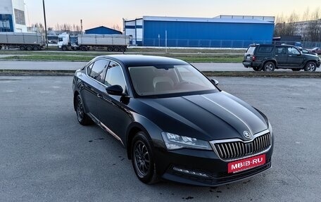 Skoda Superb III рестайлинг, 2021 год, 2 700 000 рублей, 11 фотография