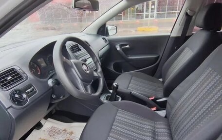 Volkswagen Polo VI (EU Market), 2019 год, 700 000 рублей, 11 фотография