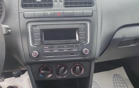 Volkswagen Polo VI (EU Market), 2019 год, 700 000 рублей, 12 фотография