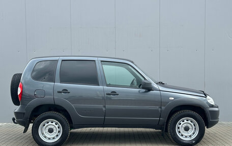 Chevrolet Niva I рестайлинг, 2020 год, 809 000 рублей, 9 фотография