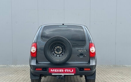 Chevrolet Niva I рестайлинг, 2020 год, 809 000 рублей, 7 фотография