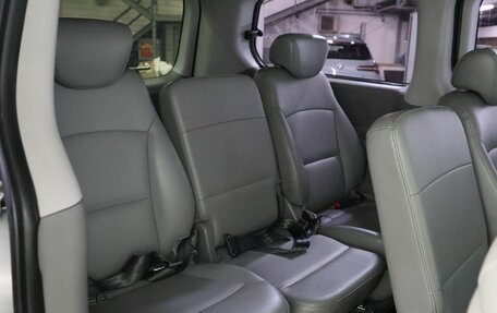 Hyundai Grand Starex Grand Starex I рестайлинг 2, 2012 год, 1 799 000 рублей, 20 фотография