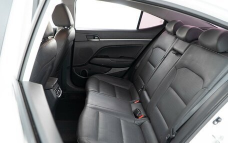 Hyundai Elantra VI рестайлинг, 2017 год, 1 587 077 рублей, 9 фотография