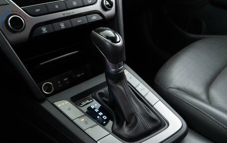 Hyundai Elantra VI рестайлинг, 2017 год, 1 587 077 рублей, 19 фотография