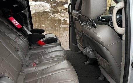 KIA Carnival III, 2009 год, 1 001 000 рублей, 6 фотография