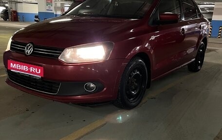 Volkswagen Polo VI (EU Market), 2011 год, 430 000 рублей, 2 фотография