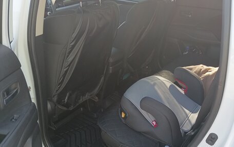 Mitsubishi Outlander III рестайлинг 3, 2021 год, 2 350 000 рублей, 8 фотография