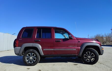Jeep Liberty (North America) I, 2002 год, 570 000 рублей, 3 фотография