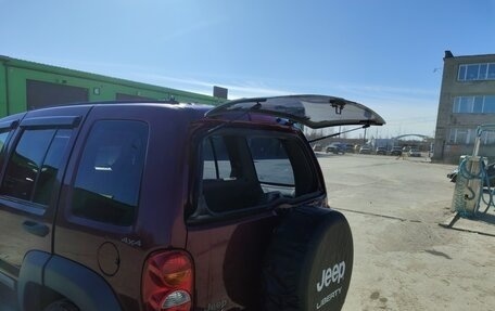 Jeep Liberty (North America) I, 2002 год, 570 000 рублей, 13 фотография