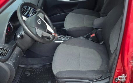 Hyundai Solaris II рестайлинг, 2011 год, 650 000 рублей, 4 фотография