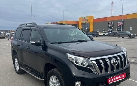 Toyota Land Cruiser Prado 150 рестайлинг 2, 2015 год, 4 199 000 рублей, 5 фотография