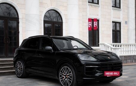 Porsche Cayenne III, 2023 год, 18 500 000 рублей, 2 фотография