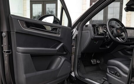 Porsche Cayenne III, 2023 год, 18 500 000 рублей, 17 фотография