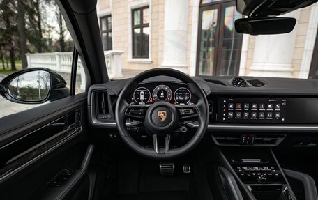 Porsche Cayenne III, 2023 год, 18 500 000 рублей, 26 фотография